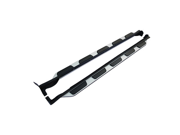 Running Board With Side Skirt (Black) For Q5 2010